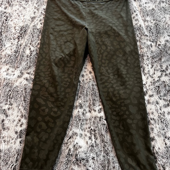 Nike Pro Fit Leopard Print Leggings - Picture 1 of 3